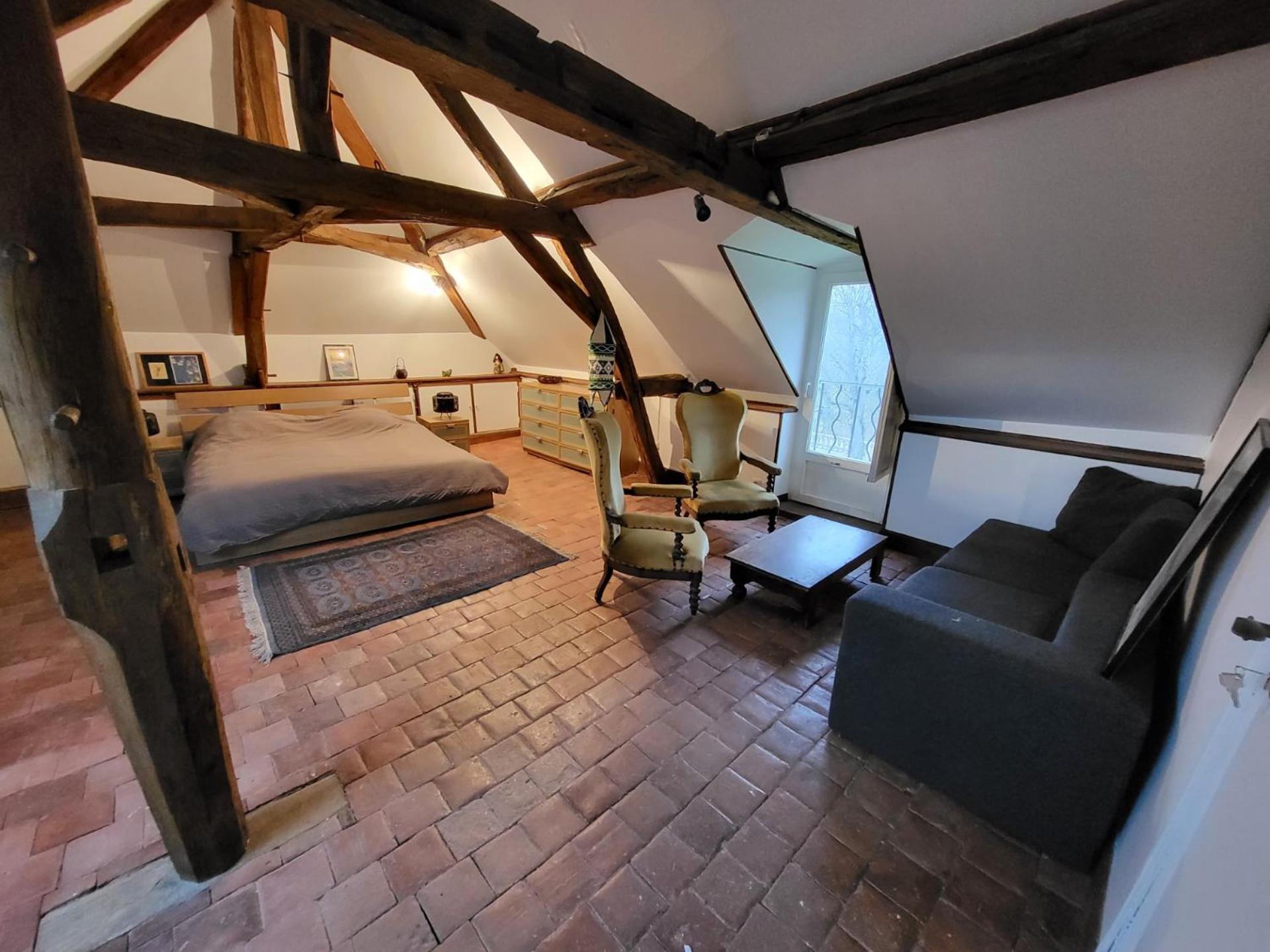 Les Oiseaux De Passage Bed & Breakfast Escolives-Sainte-Camille Exterior photo