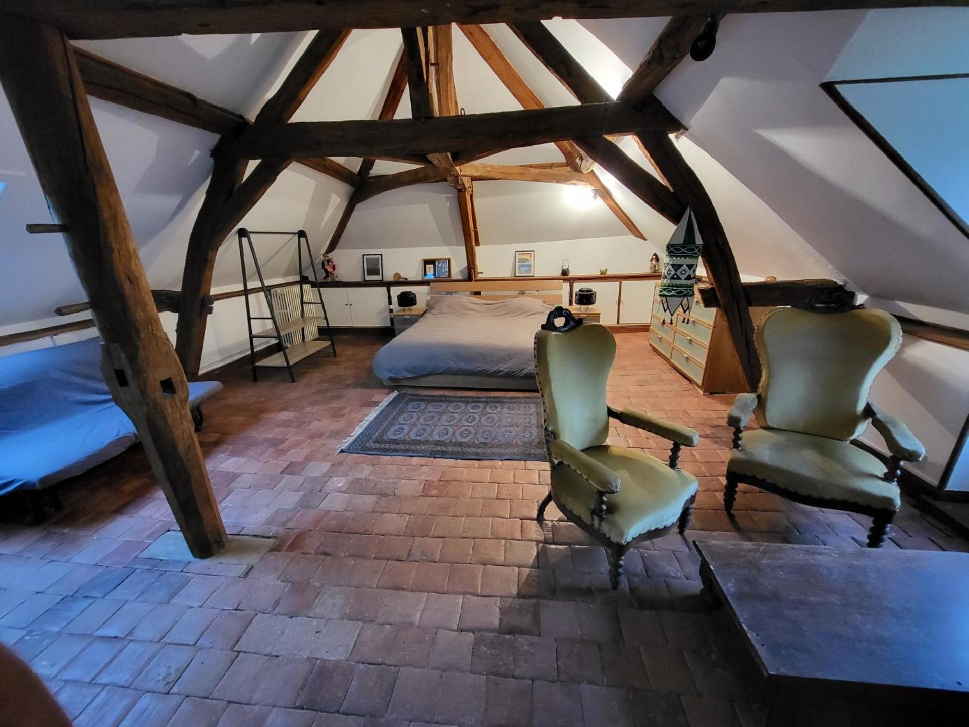 Les Oiseaux De Passage Bed & Breakfast Escolives-Sainte-Camille Exterior photo