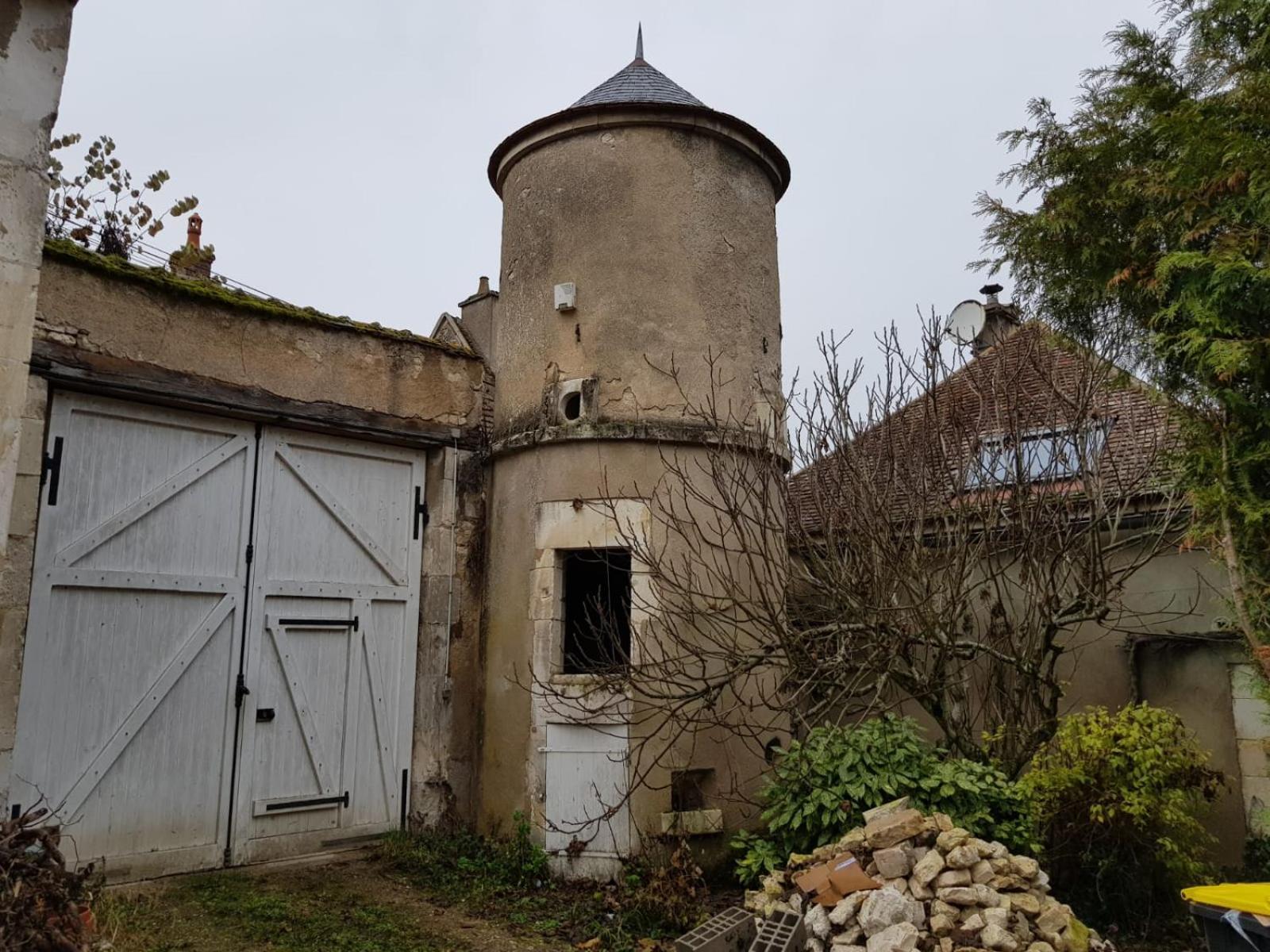 Les Oiseaux De Passage Bed & Breakfast Escolives-Sainte-Camille Exterior photo